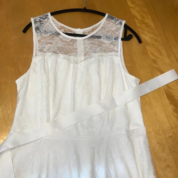 EUC 3XL White dress worn once - Picture 4 of 6